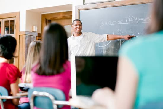 canva teacher MAEEWOpVPf0