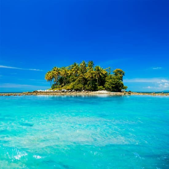 canva tropical island MADAFj0YGOk