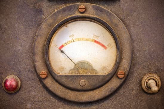 canva vintage dusty volt meter in a metal casing MAA3X2VDMfc