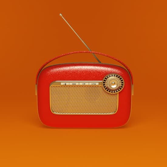 canva vintage radio MADATEkybDQ