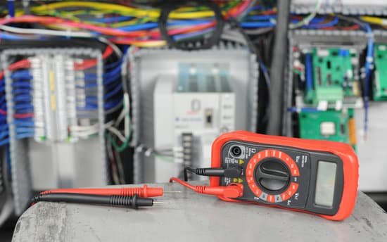 canva volt meter MAEE cJAg2g