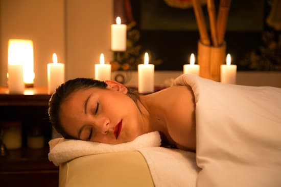 canva woman at a spa MADQ5S4Ikjw