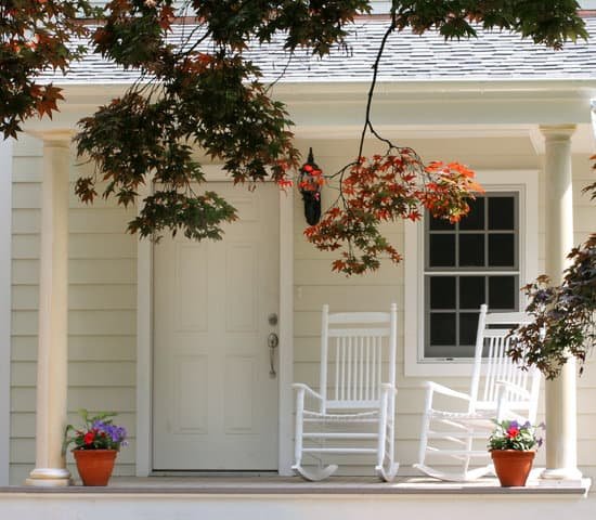 what-kind-of-paint-to-use-on-outdoor-porch-signs-jacanswers